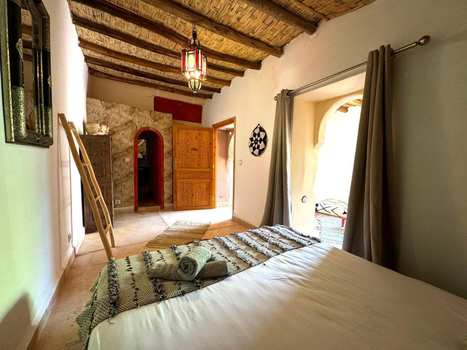 Jenny Lynn Hotel Tazrou Ngoại thất bức ảnh