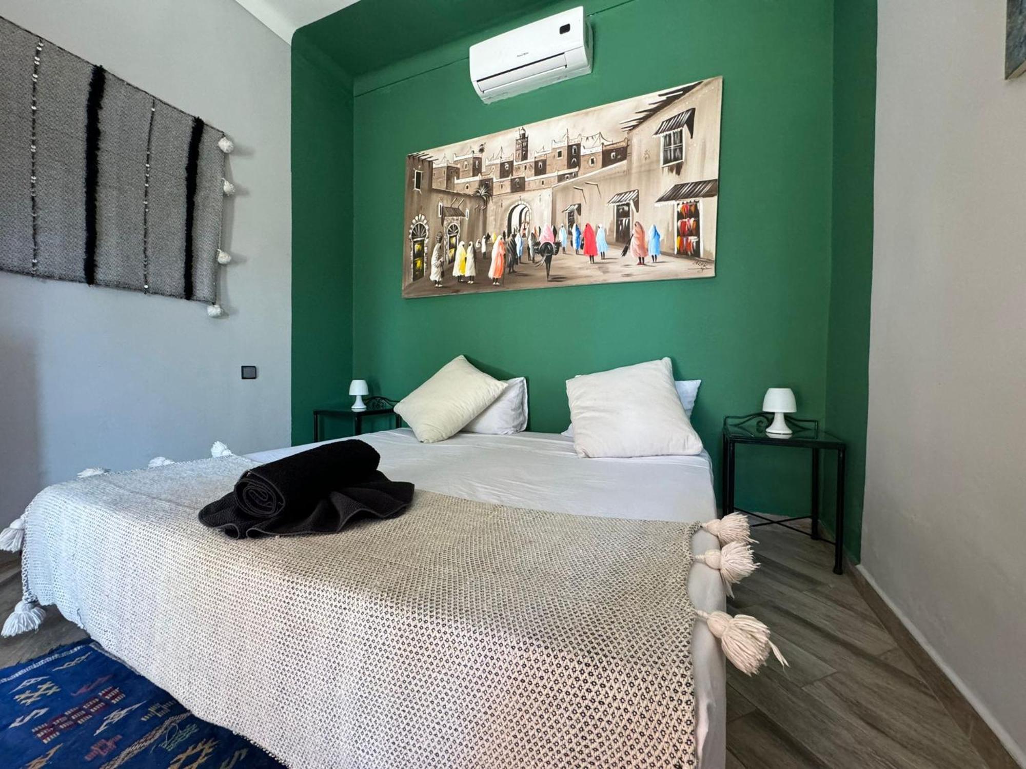 Jenny Lynn Hotel Tazrou Ngoại thất bức ảnh