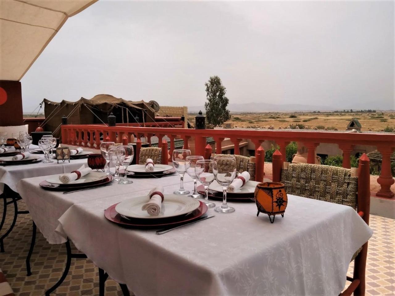 Jenny Lynn Hotel Tazrou Ngoại thất bức ảnh
