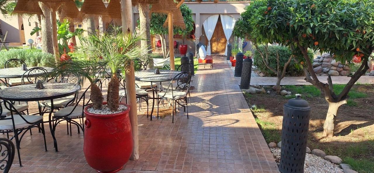 Jenny Lynn Hotel Tazrou Ngoại thất bức ảnh