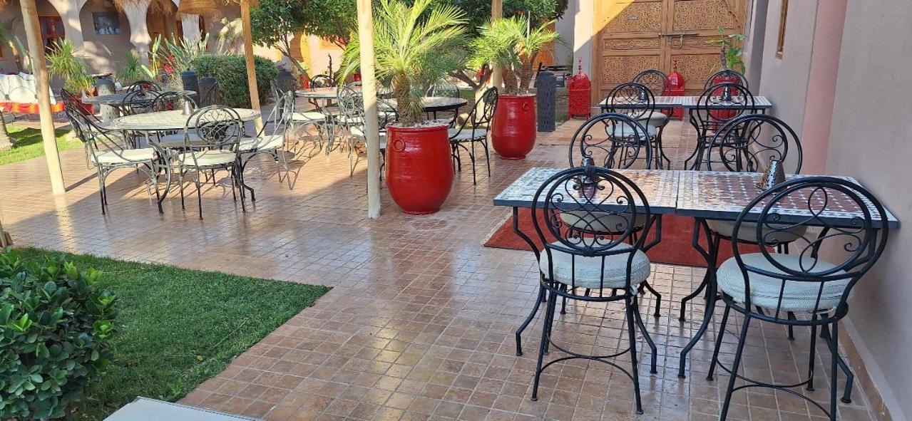 Jenny Lynn Hotel Tazrou Ngoại thất bức ảnh