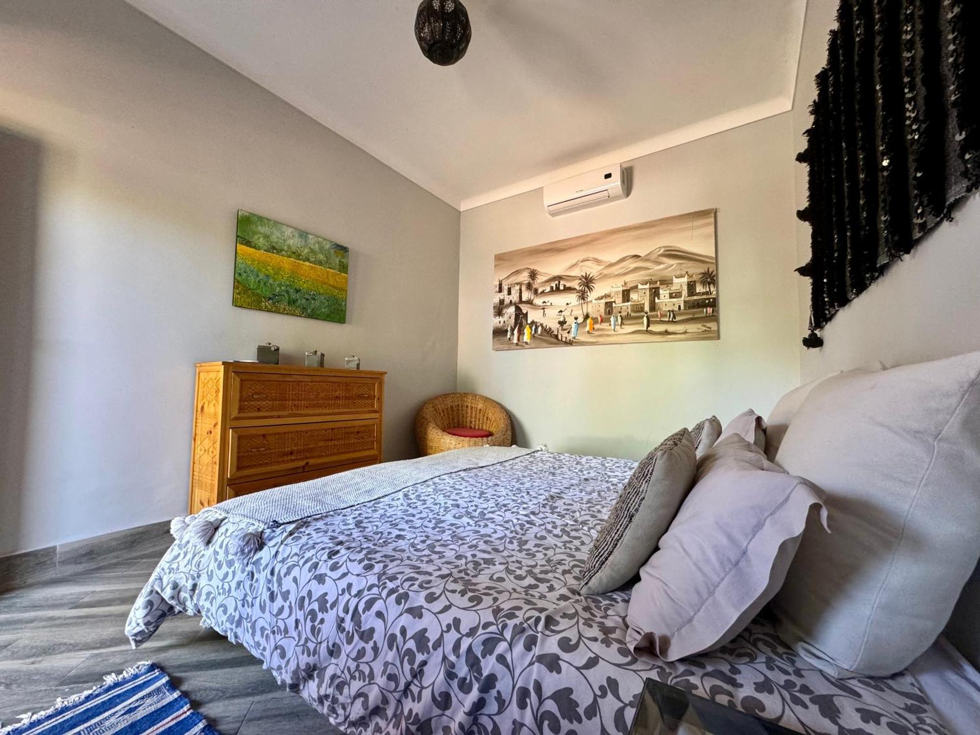 Jenny Lynn Hotel Tazrou Phòng bức ảnh